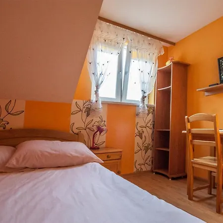 Apartamento Bieszczadzkie Wzgórze Myczków Exterior foto