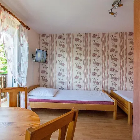 Apartamento Bieszczadzkie Wzgórze Myczków Exterior foto