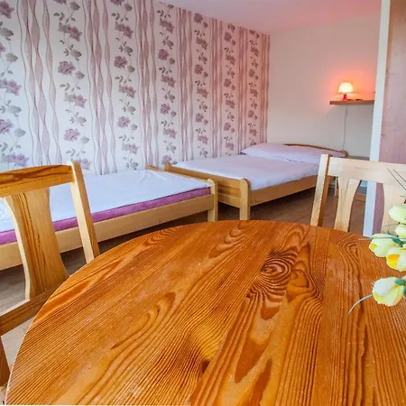 Apartamento Bieszczadzkie Wzgórze Myczków Exterior foto