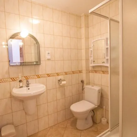 Apartamento Bieszczadzkie Wzgórze Myczków Exterior foto