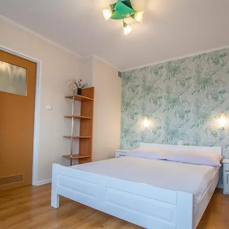 Apartamento Bieszczadzkie Wzgórze Myczków Exterior foto