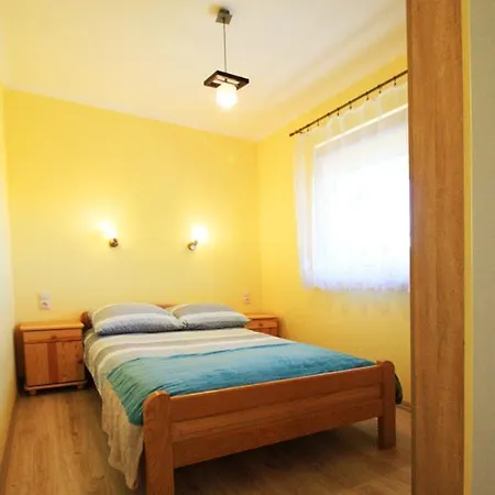 Apartamento Bieszczadzkie Wzgórze Myczków Exterior foto
